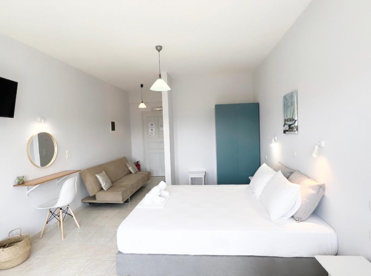 Ilias Apartments Finikounta Exterior photo